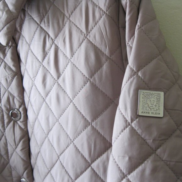 Anne Klein Women's Side Slit Puffer Quilt Jacket Snap Button Tan (Beige) M or XL - Picture 6 of 15